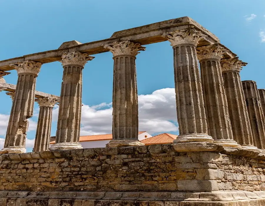 Évora